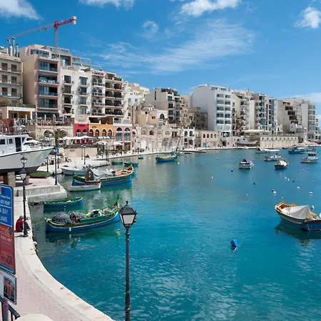 Apartment Modern Family Retreat In Gzira *