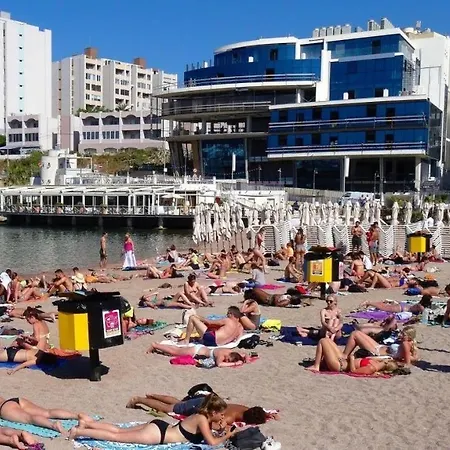 Modern Family Retreat In Gzira * Sliema