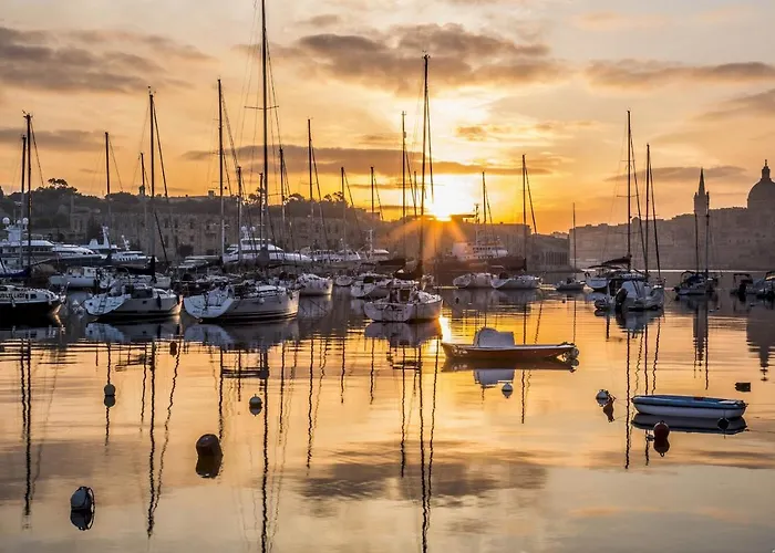 Apartment Modern Family Retreat In Gzira *