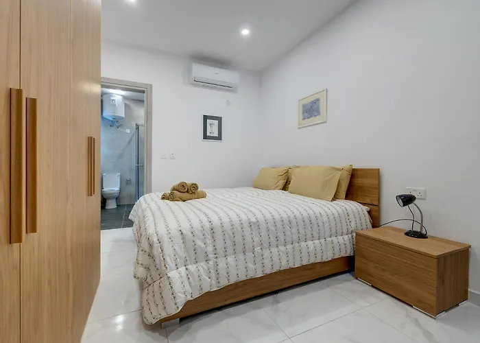 Modern Family Retreat In Gzira Apartment
